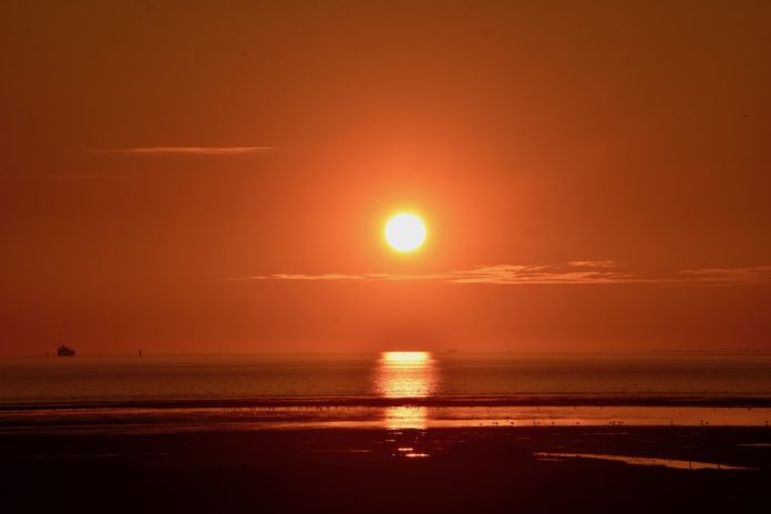 Sonnenuntergang in Loquard Krummhörn