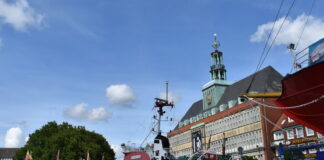 Das Rathaus in der Seehafenstadt Emden