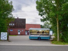 Fisch Tonke Donnerstags in Loquard jetzt beim FC Loquard - mit mehr Parkplätzen