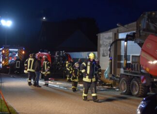 Freiwillige Feuerwehr Krummhörn Süd im Probeeinsatz