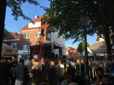 Summer in the City in Emden an der Wetserems Tonne zwischen den beiden Emder Märkten