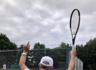 Nach dem Turnier bekamen alle Teilnehmer noch ein wunderschönes neues Tennis an der Nordsee T-Shirt.